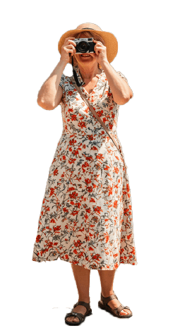 Foreign women visiting Japan during sightseeing